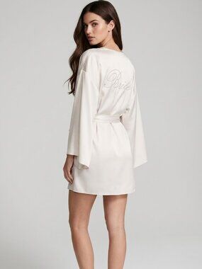 Victoria's Secret Bride Embellished White Satin Short Robe XS/S NWT